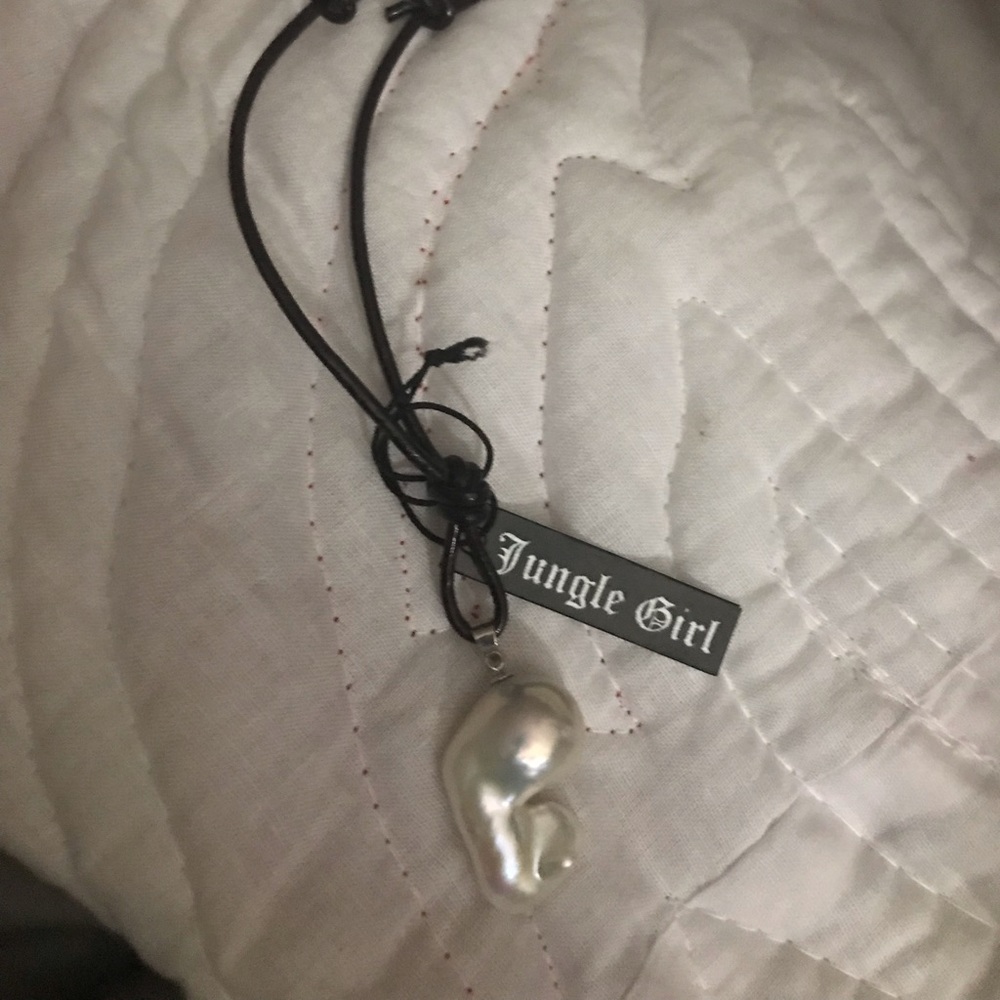 Jungle Girl Kauai freshwater pearl necklace
